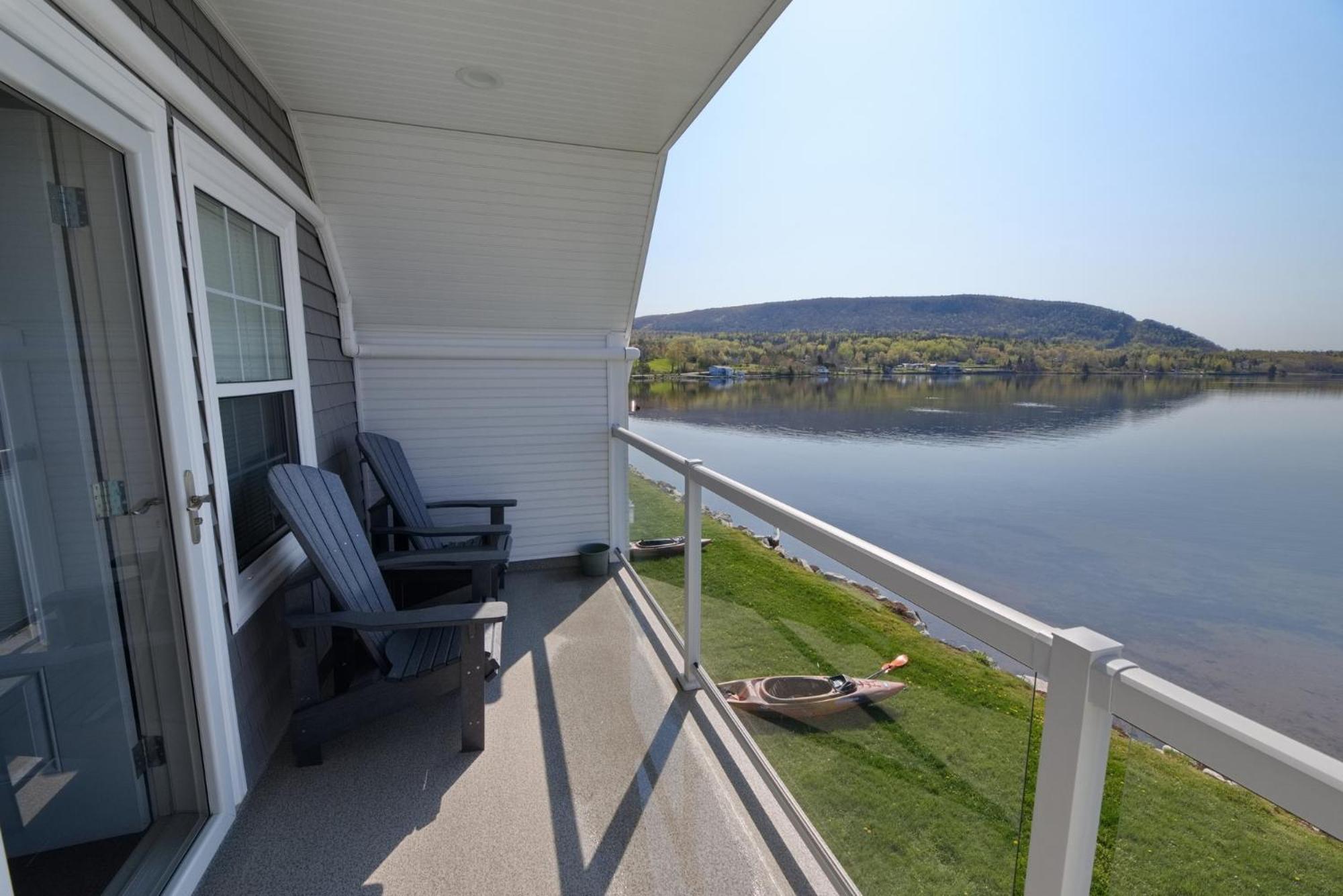 Keltic Quay Cottages & Bayfront Lodge Whycocomagh Εξωτερικό φωτογραφία