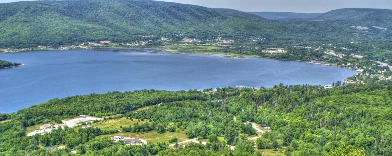 Keltic Quay Cottages & Bayfront Lodge Whycocomagh Εξωτερικό φωτογραφία